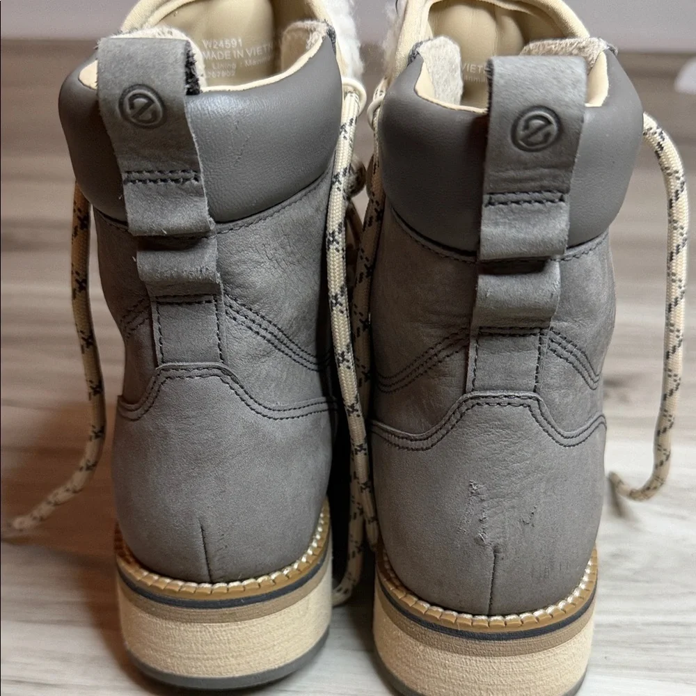 COLE HAAN Gray Women's Boots size 8
